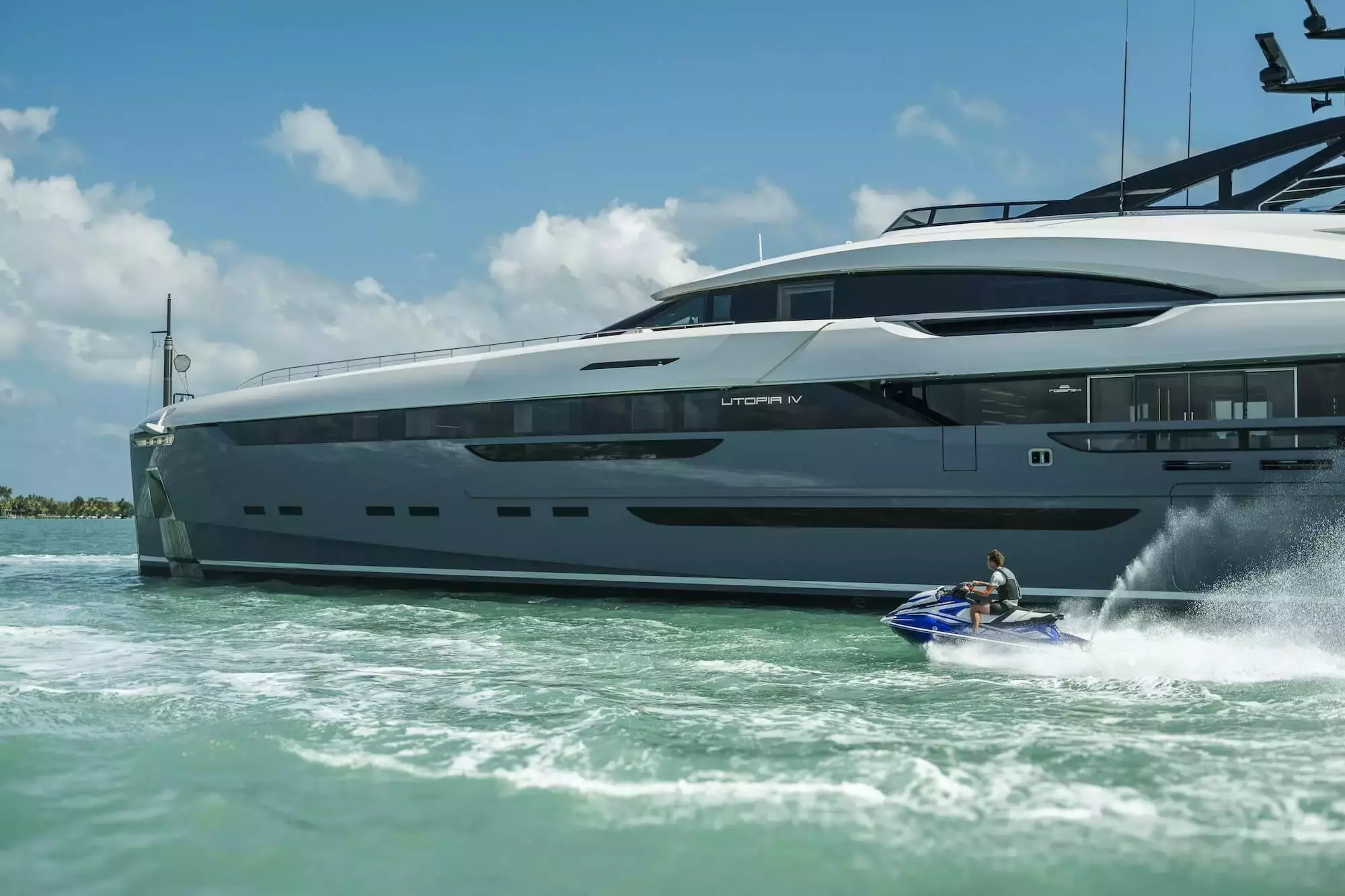 Utopia IV by Rossinavi - Private Superyacht Charter in Turks and Caicos – Special Offer at Boatcrowd