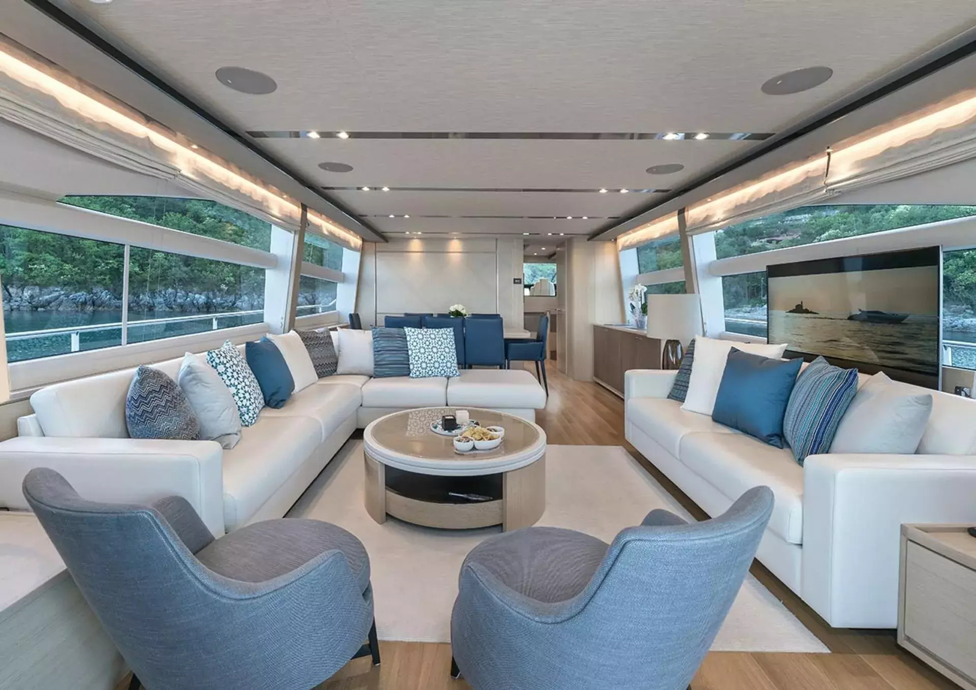 Larimar II by Princess – Private Motor Yacht Charter in Dubrovnik – Special Offer at Boatcrowd