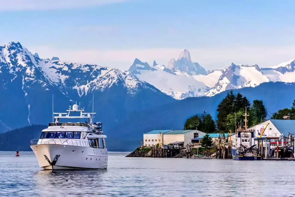 Dauntless by Northstar - Private Motor Yacht Charter in Alaska – Special Offer at Boatcrowd