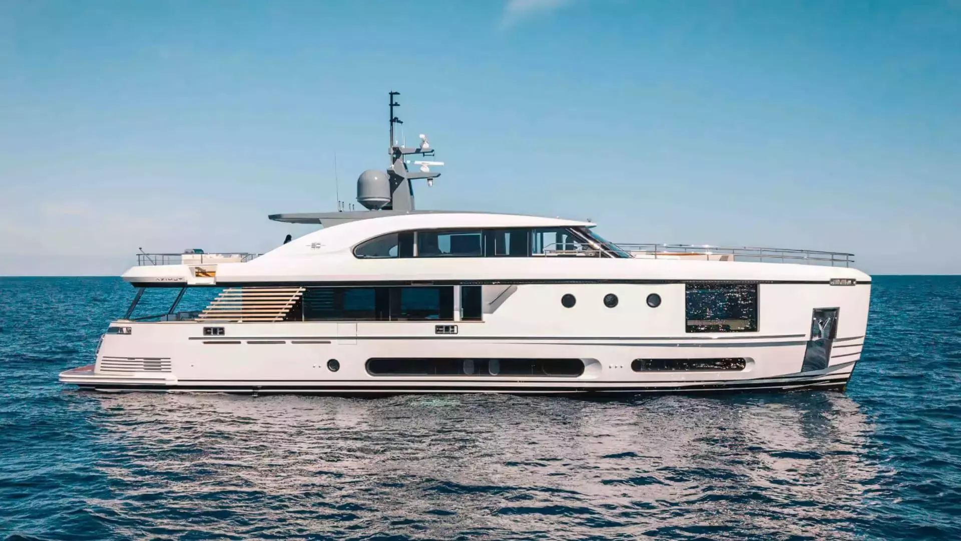 Proposition by Azimut - Private Superyacht Charter in USA – Special Offer at Boatcrowd