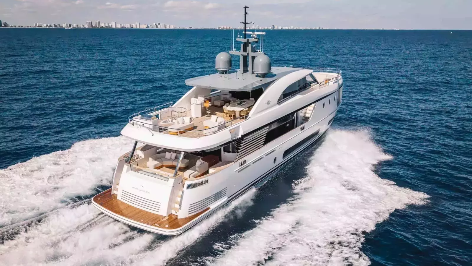 Proposition by Azimut - Private Superyacht Charter in USA – Special Offer at Boatcrowd