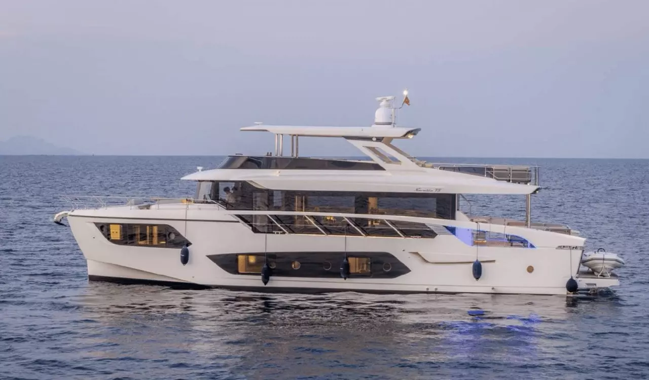 Semela by Absolute Yachts – Private Motor Yacht Charter in Corsica – Special Offer at Boatcrowd
