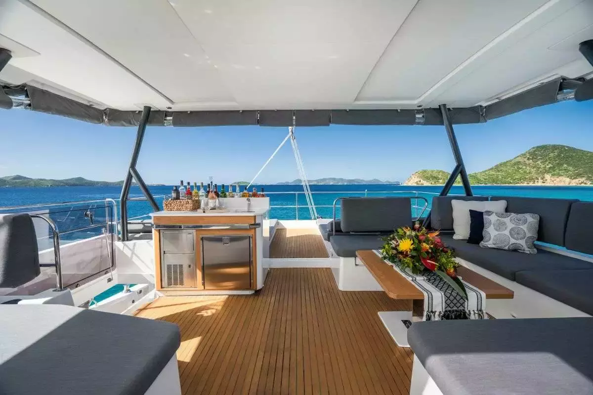 LYRA by Fountaine Pajot - Private Luxury Catamaran Charter in USVI – Special Offer at Boatcrowd