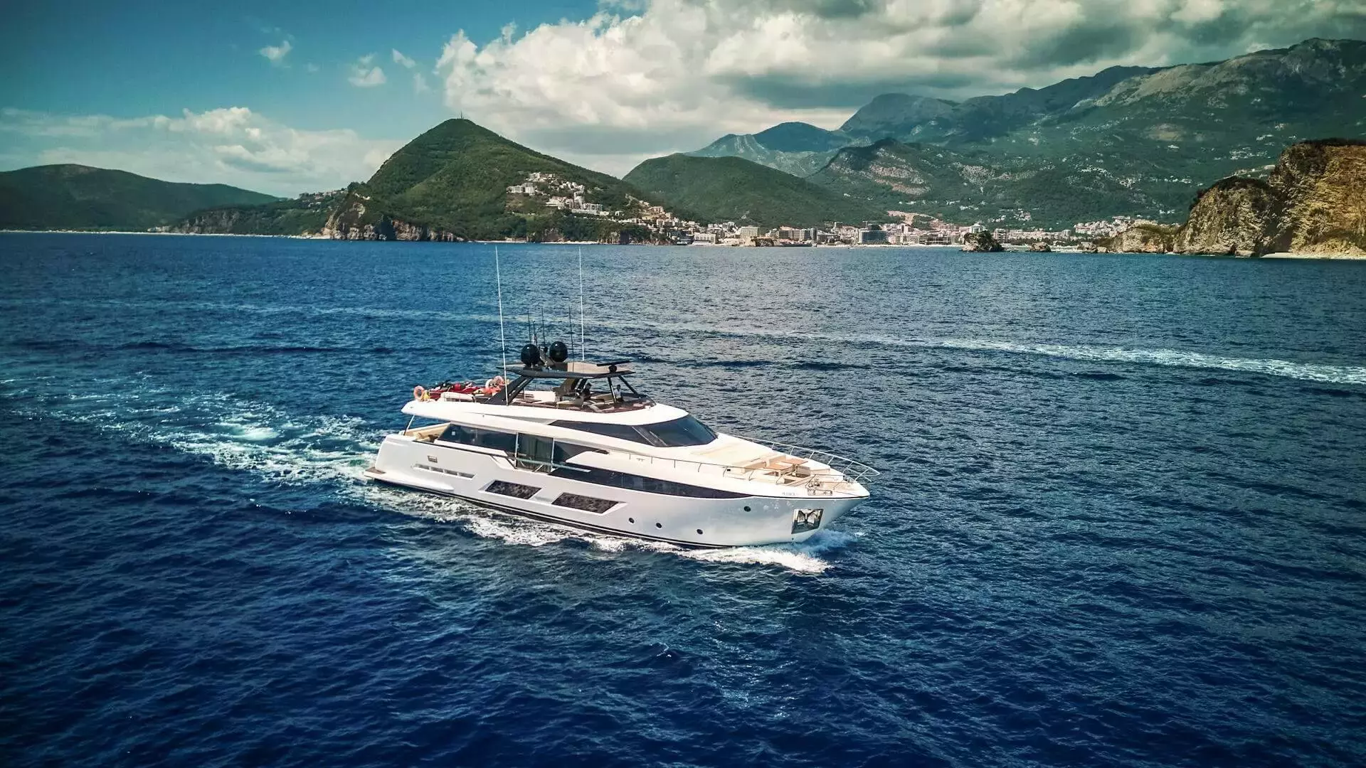 Madra II by Ferretti - Private Motor Yacht Charter in Montenegro – Special Offer at Boatcrowd