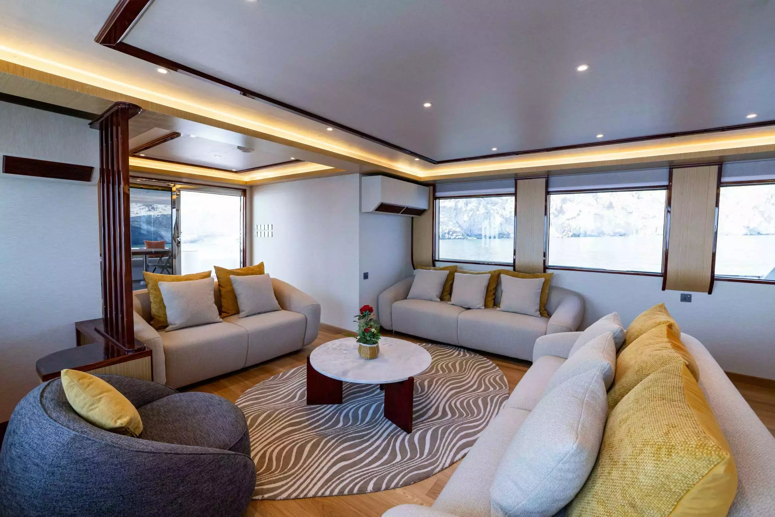 Vision by Salim Craft - Private Motor Yacht Charter in Oman – Special Offer at Boatcrowd