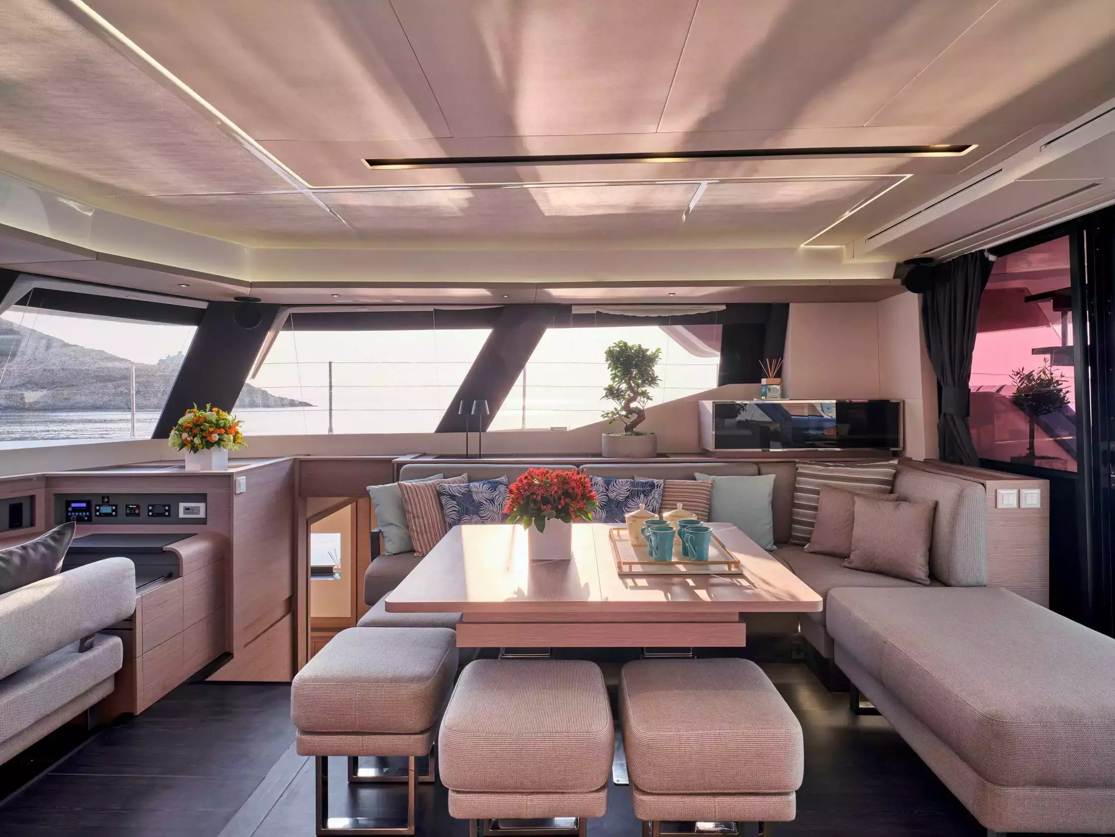 Aphaea by Fountaine Pajot – Private Sailing Catamaran Charter in Mykonos – Special Offer at Boatcrowd