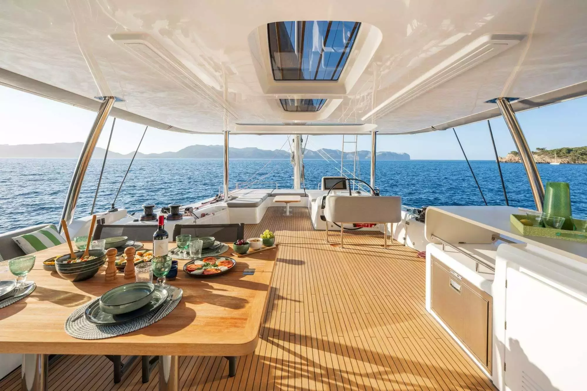 Sunny Dream by Lagoon – Private Sailing Catamaran Charter in Mykonos – Special Offer at Boatcrowd