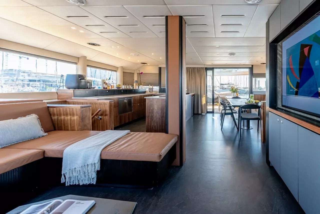 Hani I by Custom Made – Private Sailing Catamaran Charter in Mykonos – Special Offer at Boatcrowd