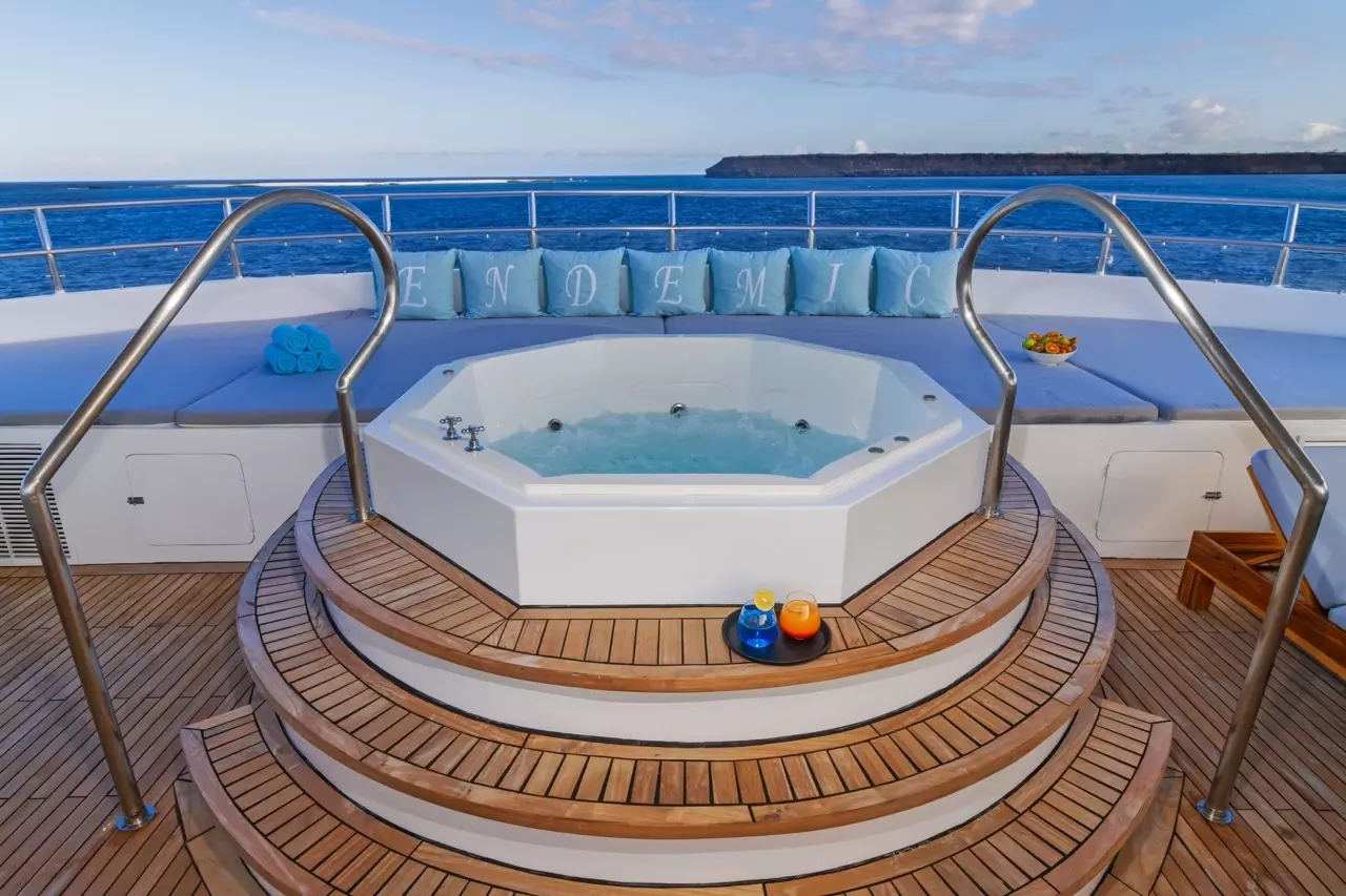 Endemic by Custom Made – Private Motor Yacht Charter in Galapagos – Special Offer at Boatcrowd