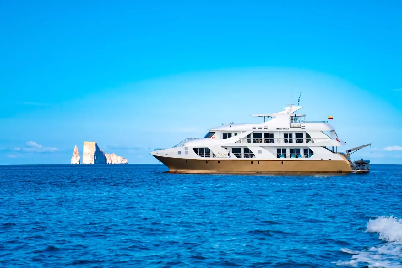 Elite Galapagos by Custom Made – Private Superyacht Charter in Galapagos – Special Offer at Boatcrowd