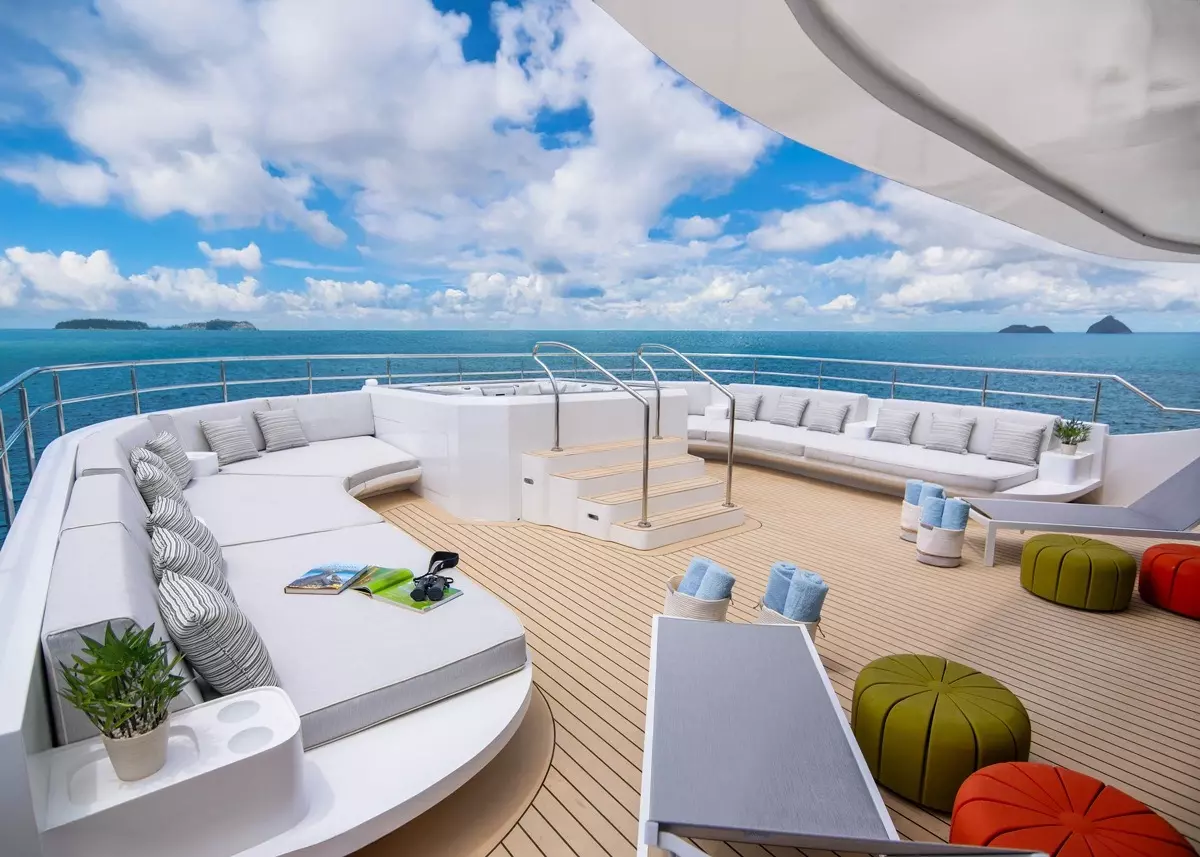 Galapagos Tribute by Tecnavin – Private Superyacht Charter in Galapagos – Special Offer at Boatcrowd
