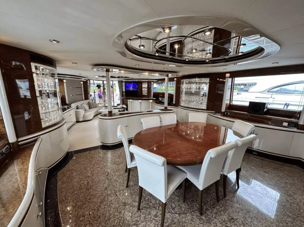 Leviathan 8 by Horizon - Private Motor Yacht Charter in Singapore – Special Offer at Boatcrowd