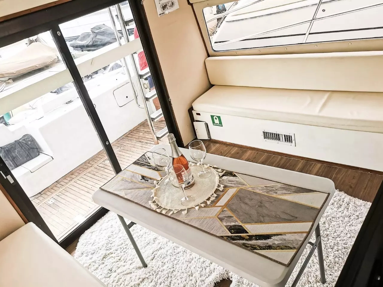 WaveShark II by Sport Cruiser - Private Motor Yacht Charter in Singapore – Special Offer at Boatcrowd